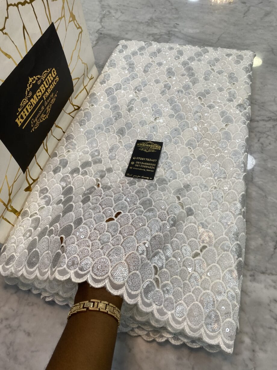 Norah lace