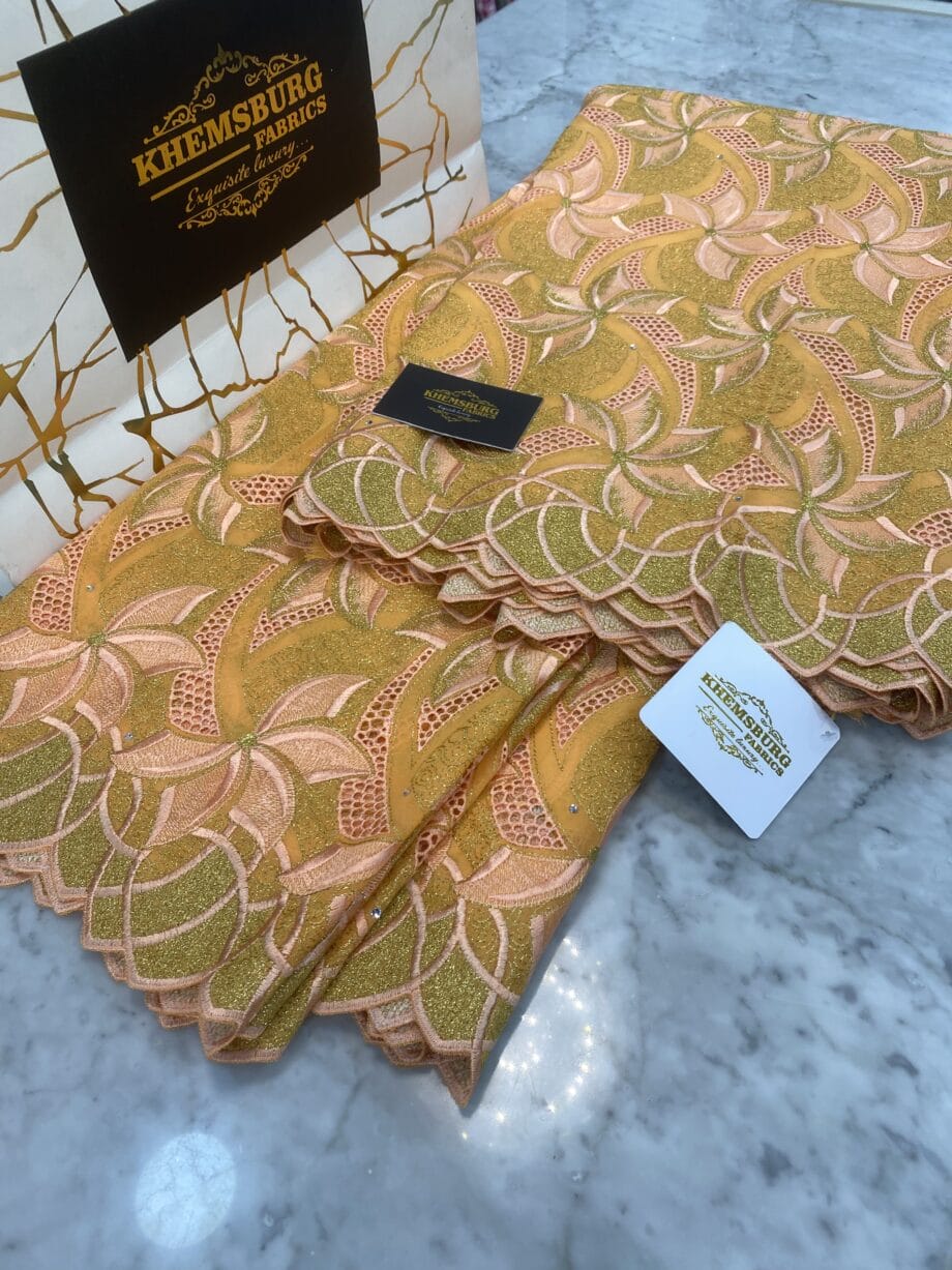 Janine Exclusive Lace