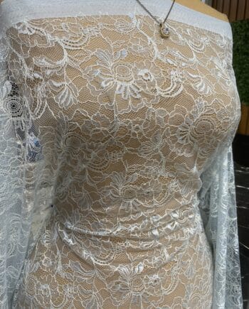 Toyosi Chantilly Lace - Image 2