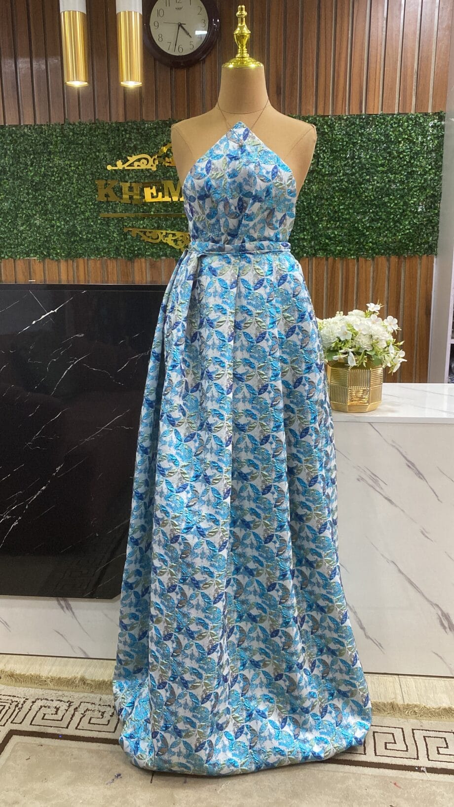 Anita luxury brocade