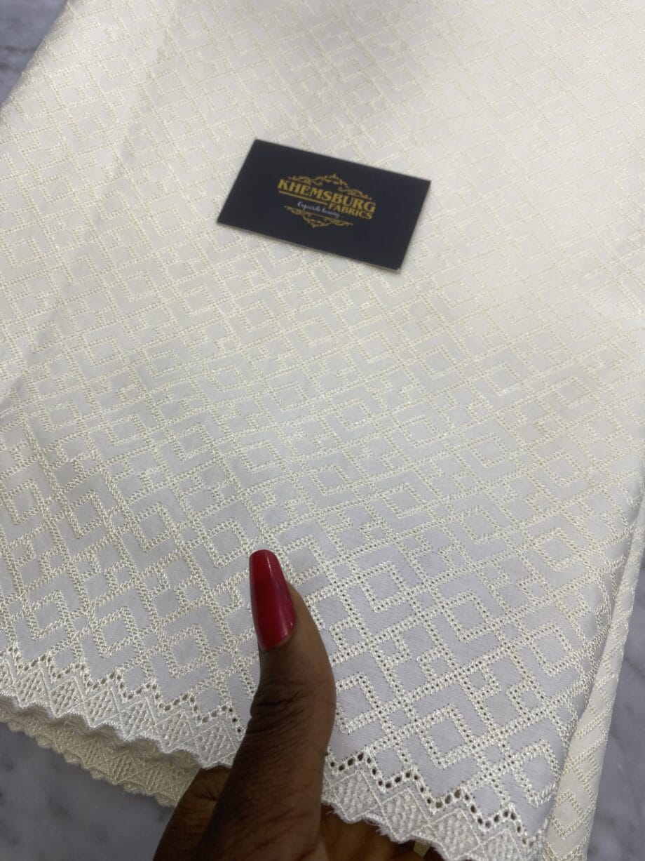 Kelen polish Lace