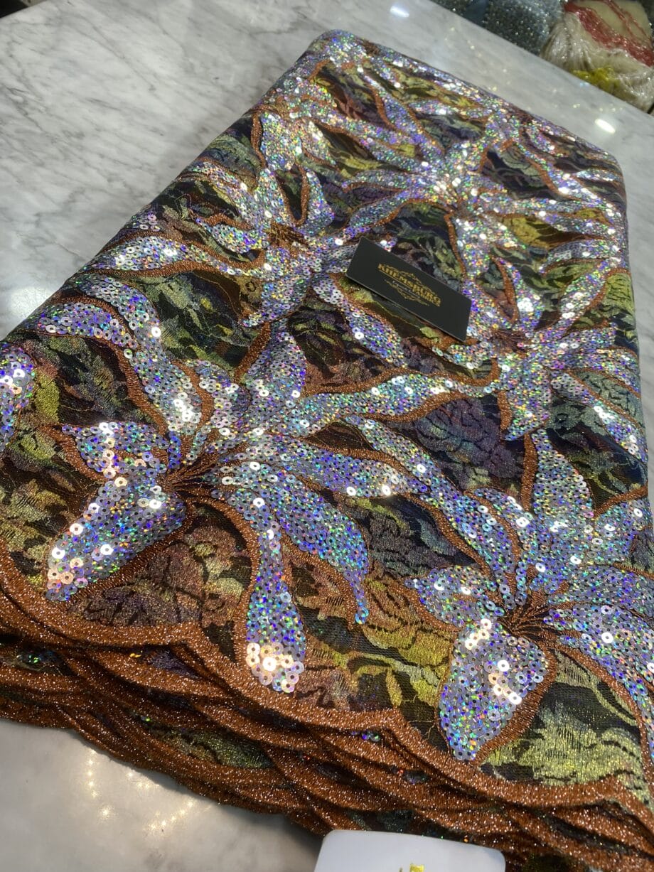 Viola Lace