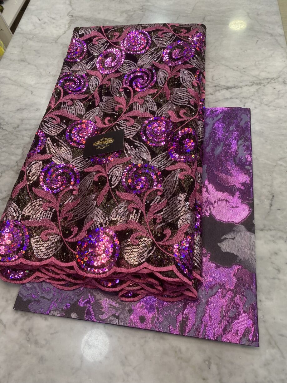 Hedi Exclusive Lace