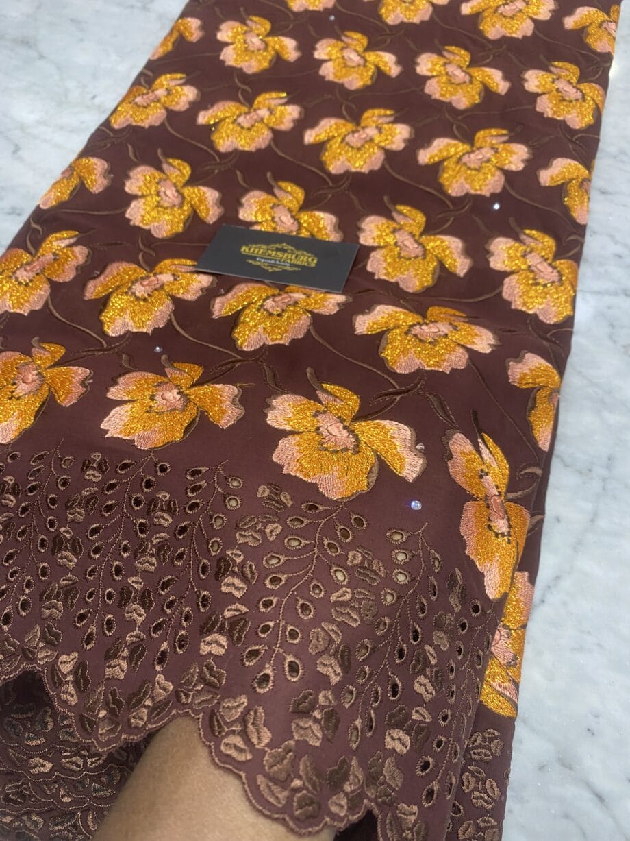 Dahila Exclusive Lace