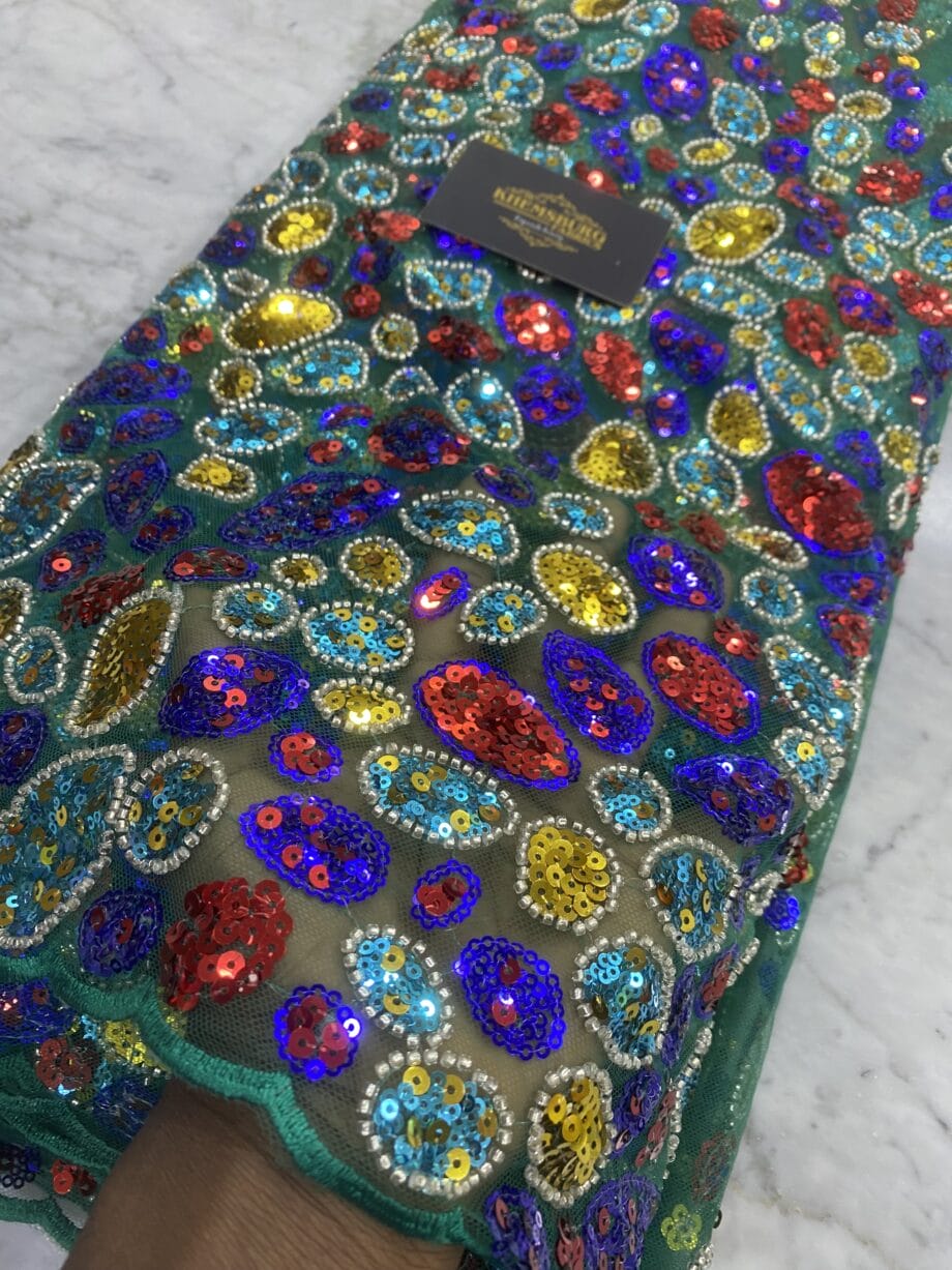 Gesa Beaded Lace