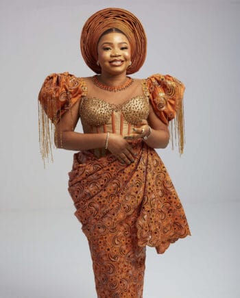 Malia Exquisite Lace - Image 2